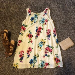 Floral Summer Sleeveless Dress size M